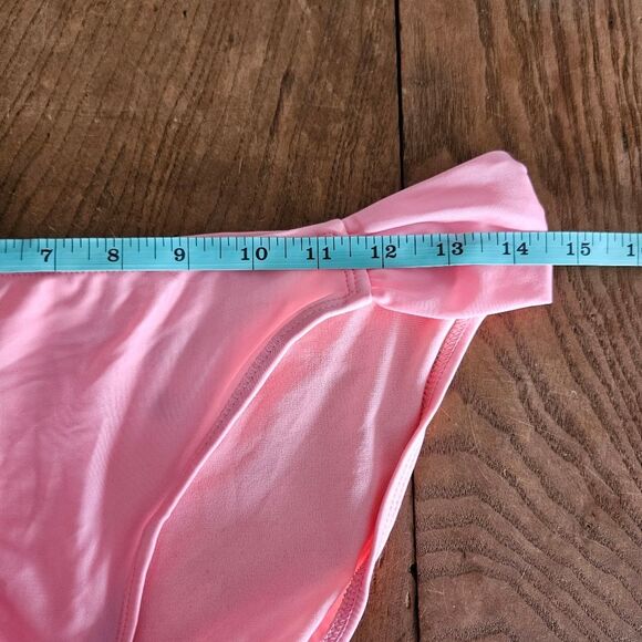 So Pink White Ruffle Eyelet Tankini Set Women’s Medium Two-Piece Swimsuit - Picture 6 of 6